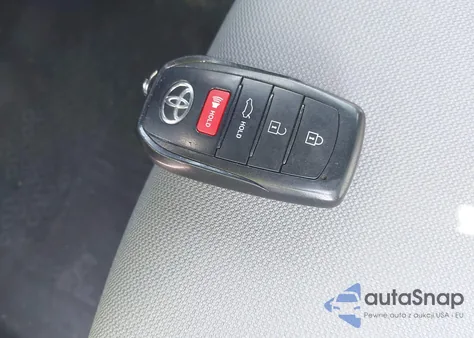 2024 Toyota Corolla Se/Night Shade z USA, uszkodzony, nr VIN 5YFS4MCE6RP215445